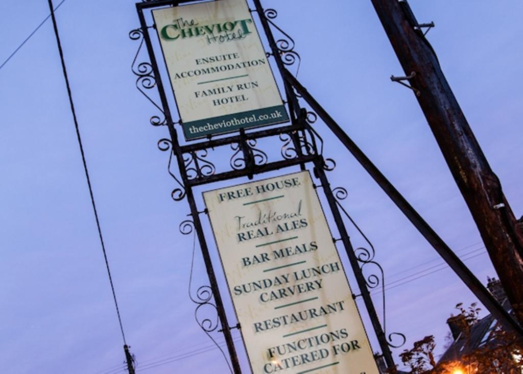 The Cheviot Hotel Bellingham Buitenkant foto